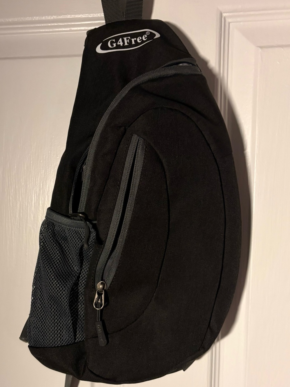 G4FREE Black Sling Crossbody Bag